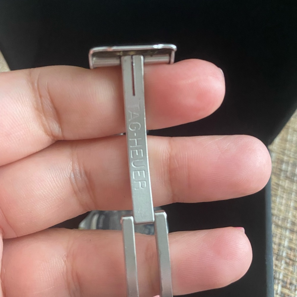 Women’s Tag Huer - Picture 2 of 4